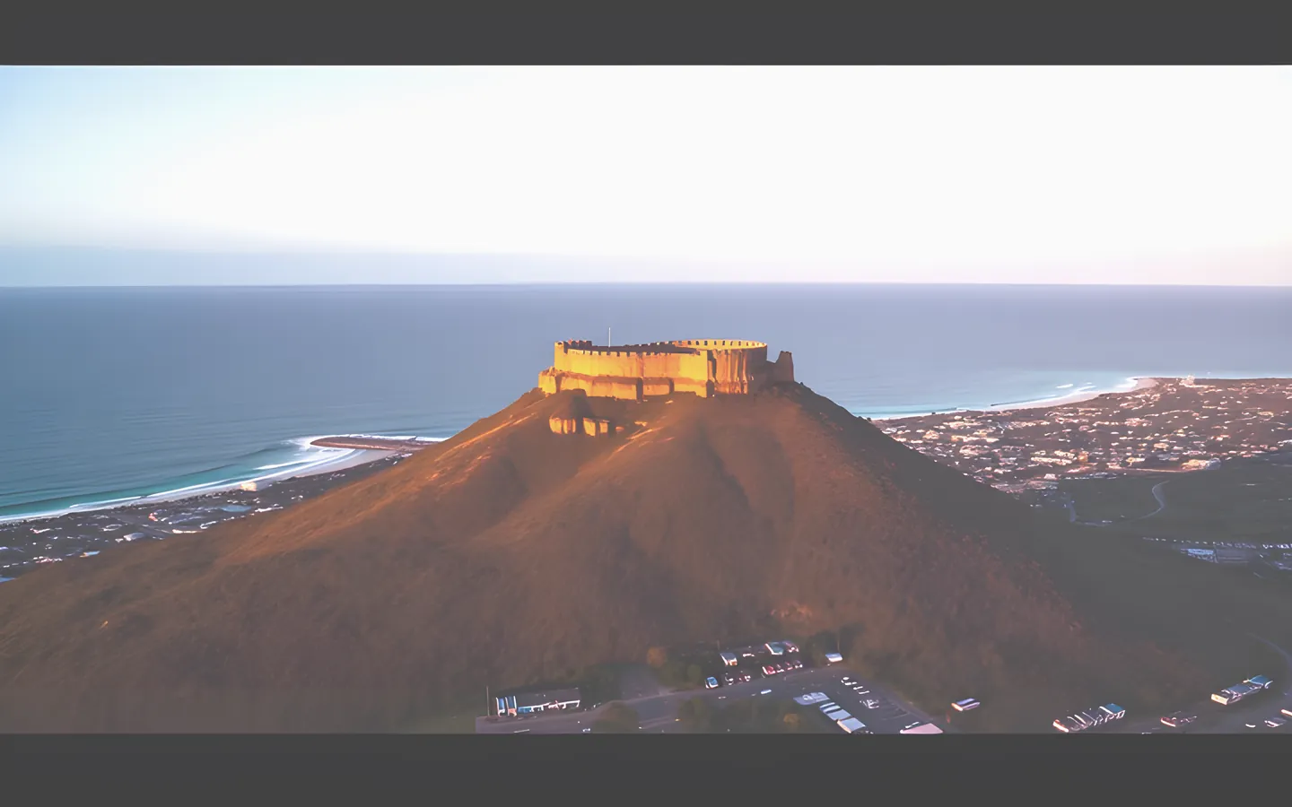 Townsville Castle Hill above the tropical coastline